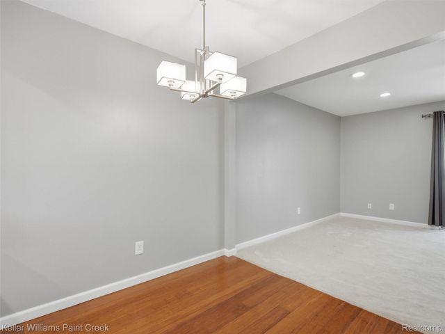 42630 Plymouth Hollow Drive 17, Plymouth Charter Township, MI 48170