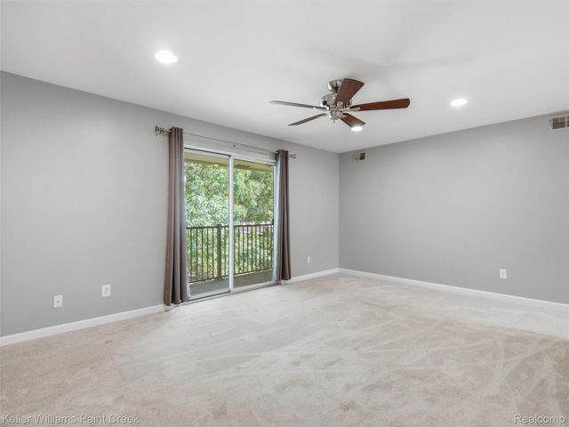 42630 Plymouth Hollow Drive 17, Plymouth Charter Township, MI 48170