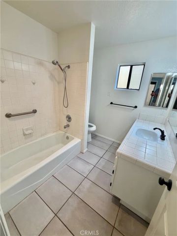 1316 W Avenue J4, Lancaster, CA 93534