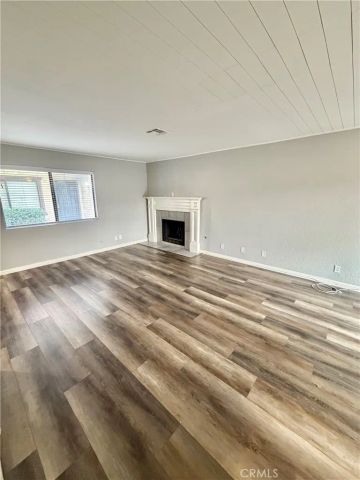 1316 W Avenue J4, Lancaster, CA 93534