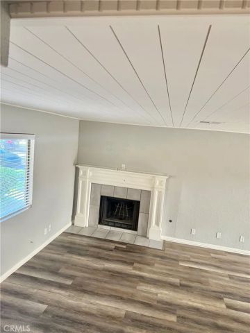 1316 W Avenue J4, Lancaster, CA 93534