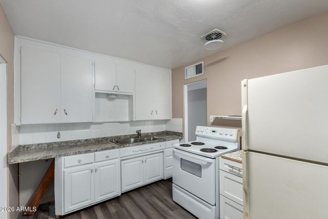 2721 W ROSE Lane, Phoenix, AZ 85017