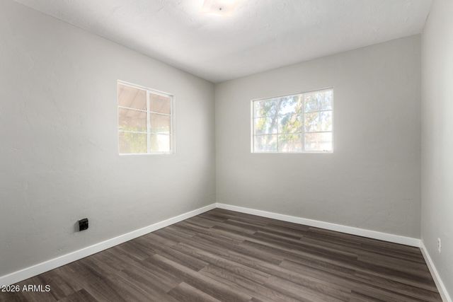 2721 W ROSE Lane, Phoenix, AZ 85017