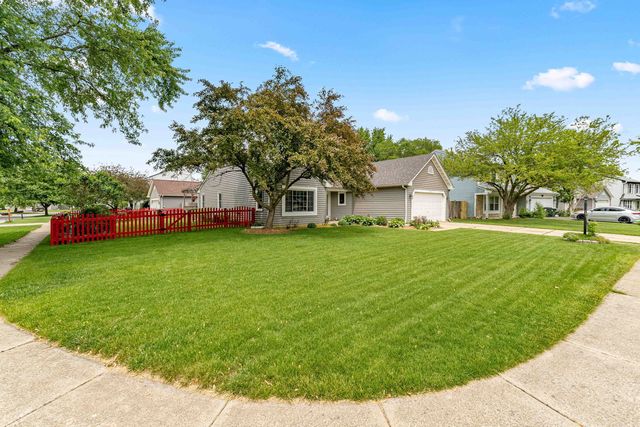 200 Fernwood Road, Montgomery, IL 60538