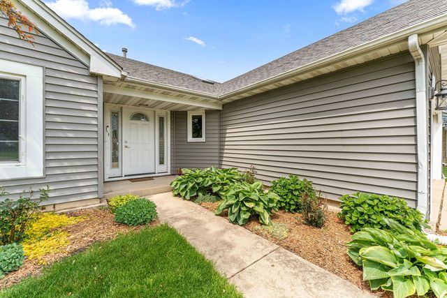 200 Fernwood Road, Montgomery, IL 60538