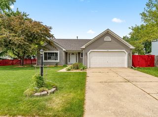 200 Fernwood Road, Montgomery, IL 60538