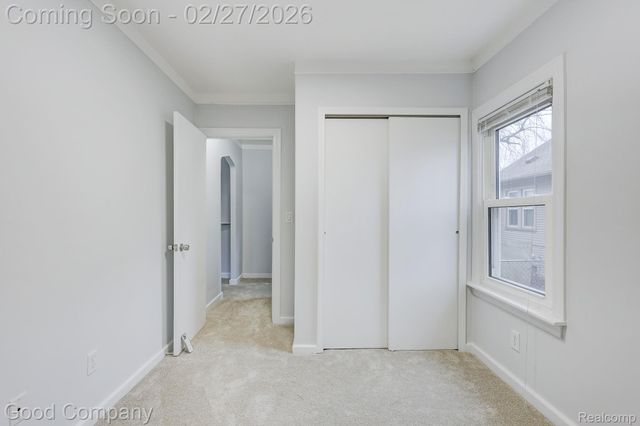 1060 W Hazelhurst Street, Ferndale, MI 48220