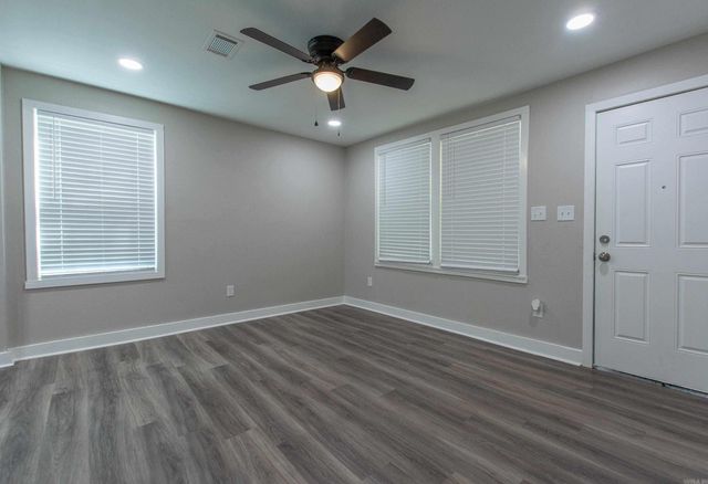 127 Wilson St, Jacksonville, AR 72076