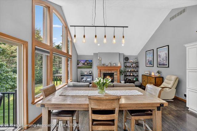 7844 Ashbrook Drive, Haslett, MI 48840