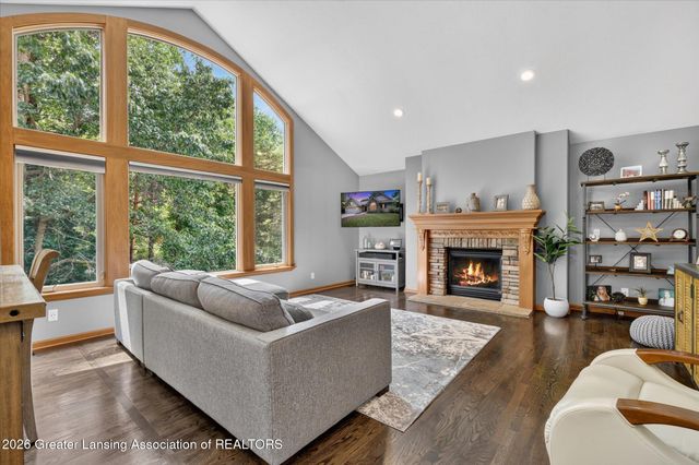 7844 Ashbrook Drive, Haslett, MI 48840