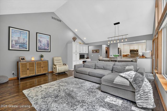 7844 Ashbrook Drive, Haslett, MI 48840