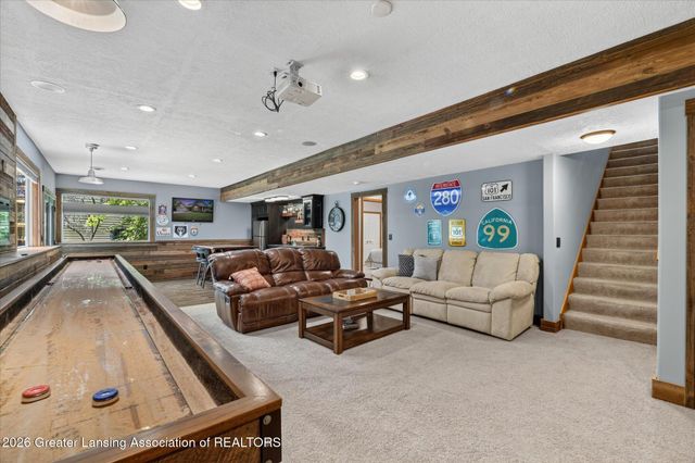 7844 Ashbrook Drive, Haslett, MI 48840