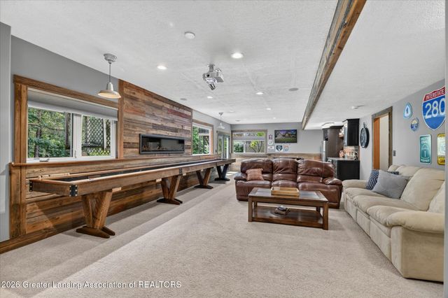 7844 Ashbrook Drive, Haslett, MI 48840