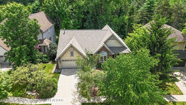 7844 Ashbrook Drive, Haslett, MI 48840