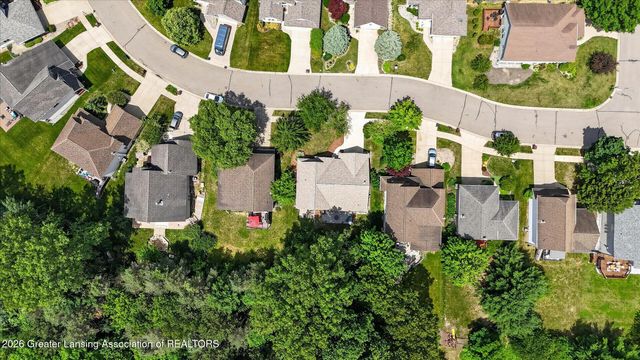 7844 Ashbrook Drive, Haslett, MI 48840
