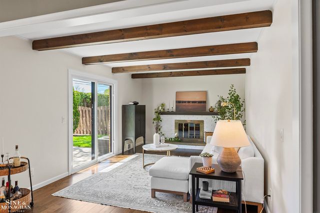 641 Blairmoor Court, Grosse Pointe Woods, MI 48236