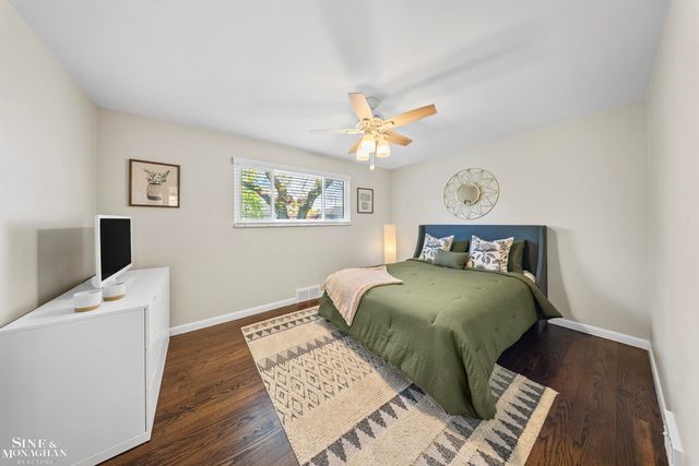 641 Blairmoor Court, Grosse Pointe Woods, MI 48236
