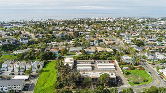 615 Vine Street 28, Oceanside, CA 92054