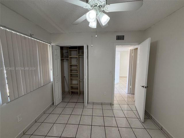 2540 W 67th Pl 202-28, Hialeah, FL 33016