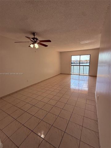 2540 W 67th Pl 202-28, Hialeah, FL 33016