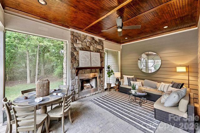 4507 Givens Way, Charlotte, NC 28209