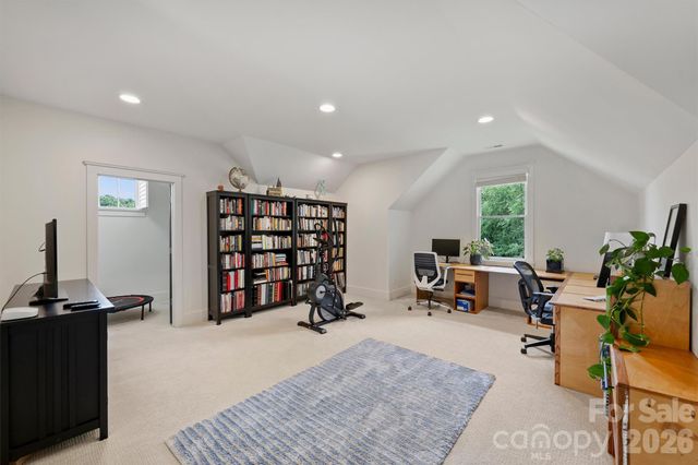 4507 Givens Way, Charlotte, NC 28209