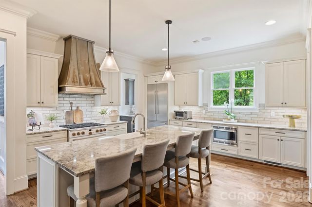 4507 Givens Way, Charlotte, NC 28209