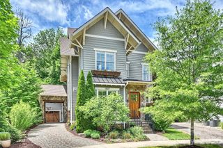 4507 Givens Way, Charlotte, NC 28209
