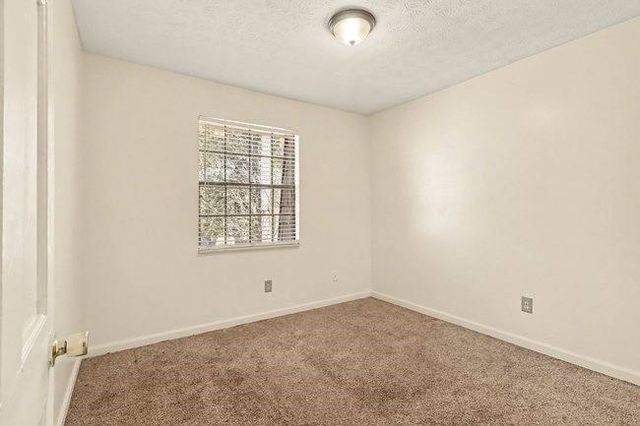 1388 Wood Circle S, Morrow, GA 30260