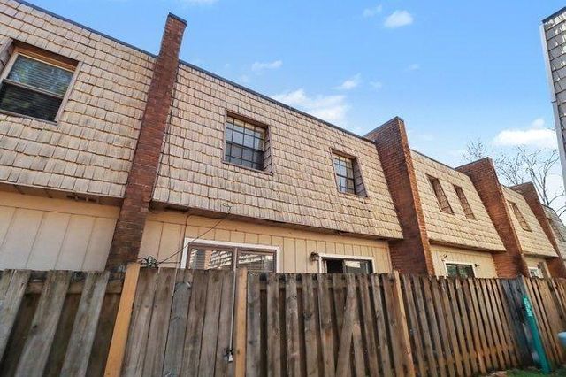 1388 Wood Circle S, Morrow, GA 30260