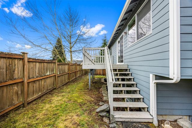 2210 180th Street SW, Lynnwood, WA 98037