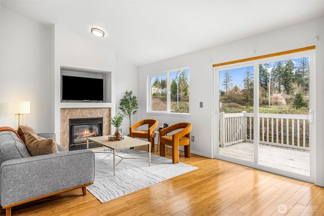 2210 180th Street SW, Lynnwood, WA 98037