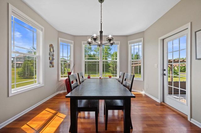 W349N5830 Sunflower COURT, Oconomowoc, WI 53066