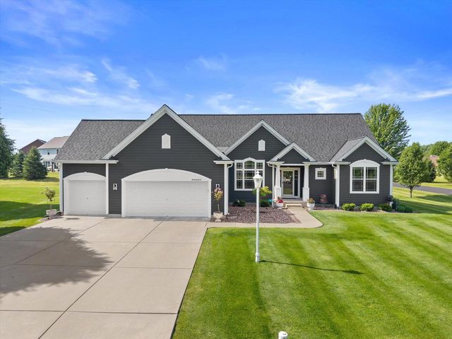 W349N5830 Sunflower COURT, Oconomowoc, WI 53066
