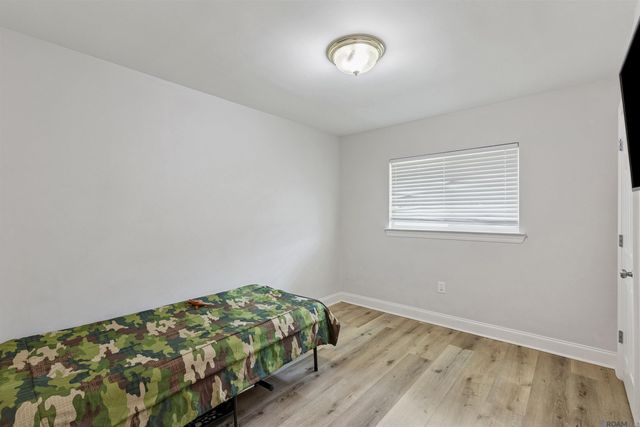 12223 Palmyra Dr, Baton Rouge, LA 70807