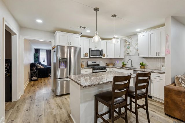 12223 Palmyra Dr, Baton Rouge, LA 70807