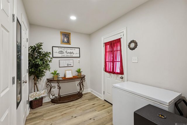 12223 Palmyra Dr, Baton Rouge, LA 70807