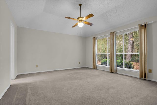 10 Treadwell Place, The Woodlands, TX 77381