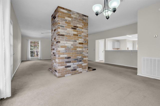 10 Treadwell Place, The Woodlands, TX 77381