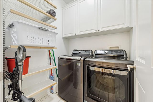 5346 Mcculloch Circle, Houston, TX 77056