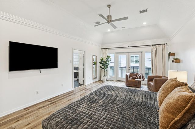 5346 Mcculloch Circle, Houston, TX 77056