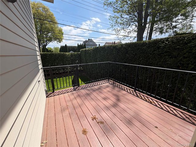 114 Oak Street 114, Harrison, NY 10528