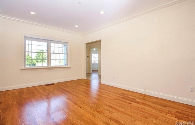 114 Oak Street 114, Harrison, NY 10528