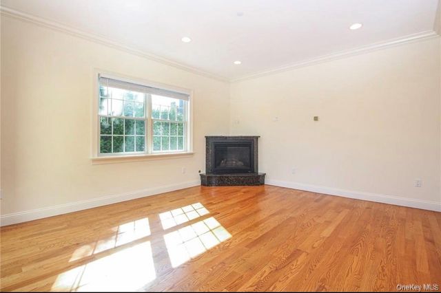 114 Oak Street 114, Harrison, NY 10528
