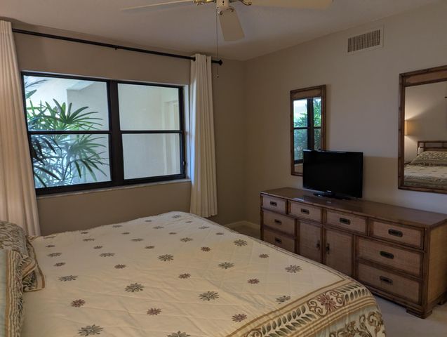 16941 Waterbend Drive 152, Jupiter, FL 33477