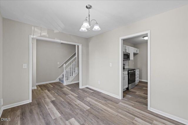 4721 Tanglewood Oaks Street, Raleigh, NC 27610