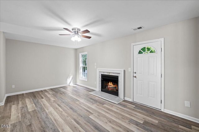 4721 Tanglewood Oaks Street, Raleigh, NC 27610