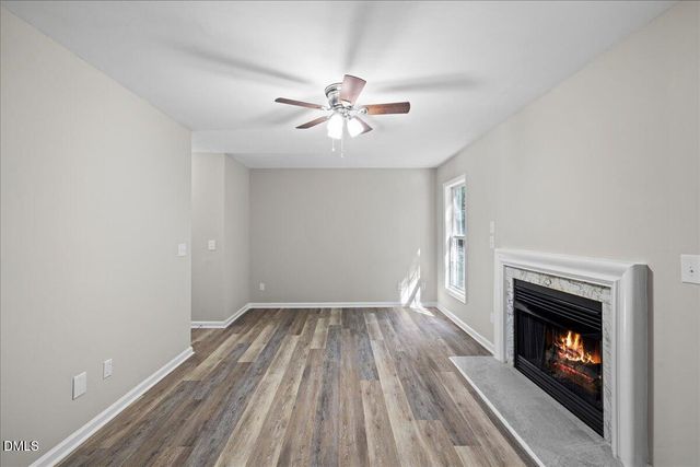 4721 Tanglewood Oaks Street, Raleigh, NC 27610