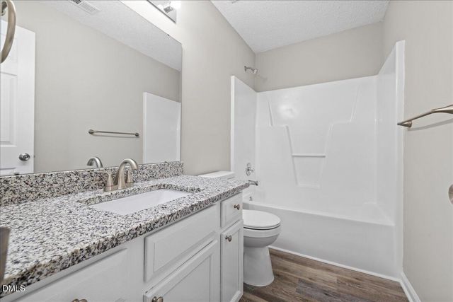 4721 Tanglewood Oaks Street, Raleigh, NC 27610
