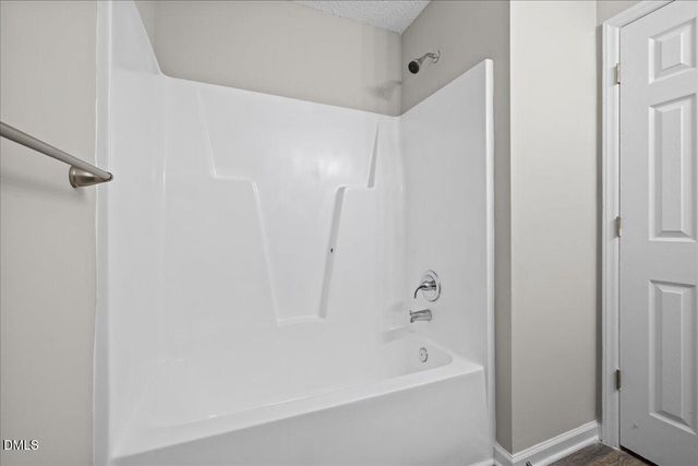 4721 Tanglewood Oaks Street, Raleigh, NC 27610